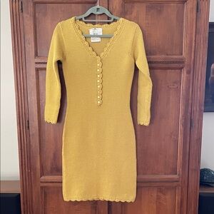 Vintage 1960s Jonathan Logan Knit Dress with Scalloped Edges, EUC, sz 5-7